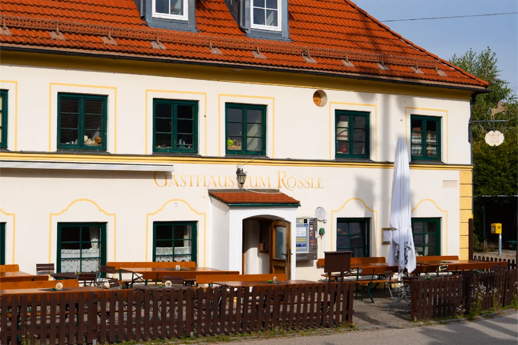 Außenansicht Gasthaus Rössle Reicholzried
